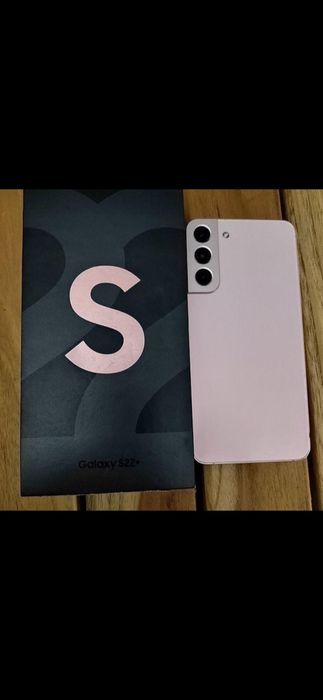 Samsung S22 телефон