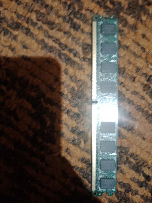 Продам оперативная память DDR2 2 Гб