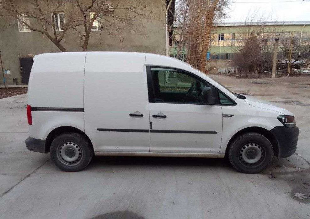 Volkswagen Caddy Cargo naqtga va nasiya savdoga 12 ta viloyatga
