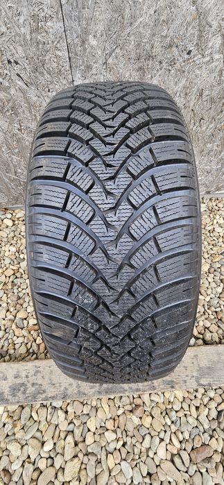 Anvelopa Falken 215/55 R17 98V M+S EuroWinter HS01 225/55 R17 101V Bridgestone RunFlat RSC 225/55 R17 97H RFT