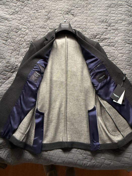 Елегантно  мъжко сако Teodor чисто ново, с етикет