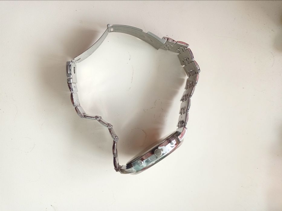 Продам Часы Orlando