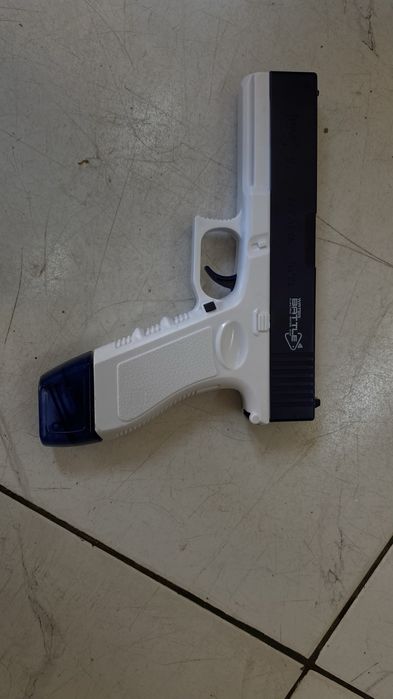 Пистолет [Water Battle]