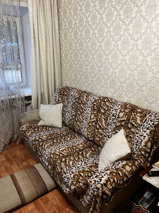 Диван в хорошем состоянии!