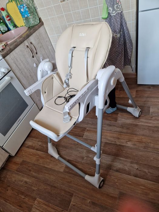 Детский стульчик для кормления.