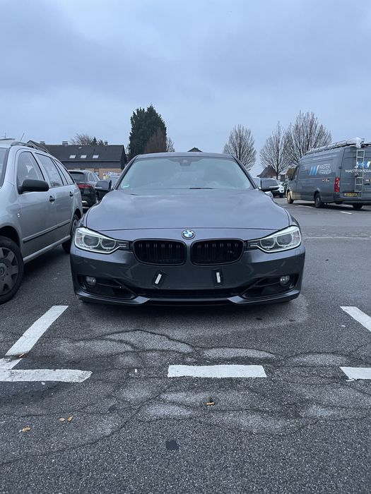 BMW Seria 3 2012 — imagine 2
