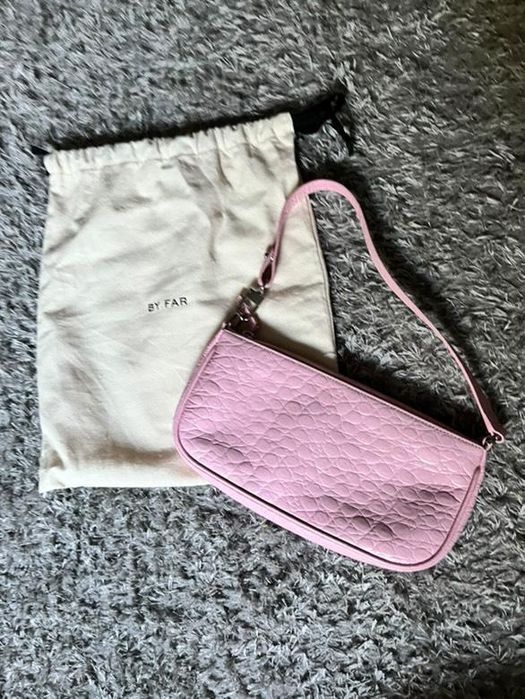 Чанта by far розова