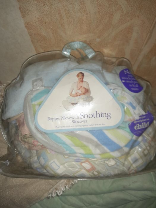 Продаёться подушка для кормления младенца.