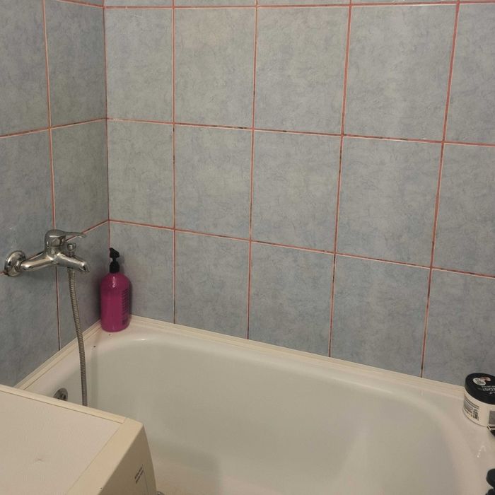 Închiriez garsonieră decomandată in zona Splaiul Crișanei, Oradea