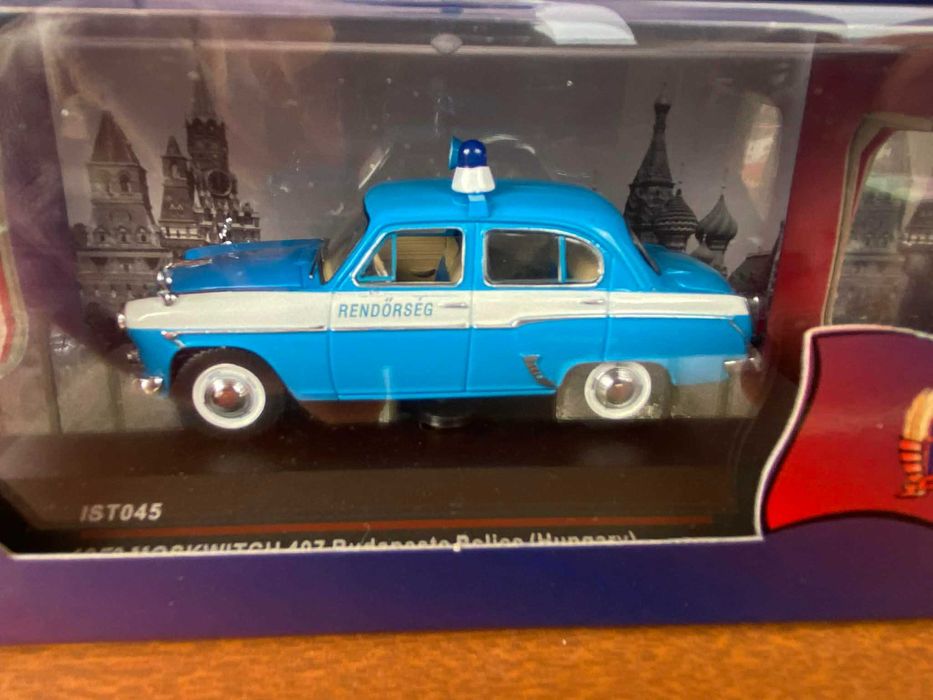 IST Models 1:43 Москвич ЗИМ Победа ГАЗ М20 Moskvich GAZ M20 ZIM умалени модели метал