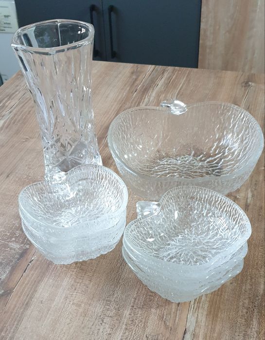 Сервиз от купички ябълка