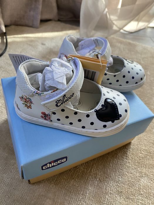 Обувки на Chicco