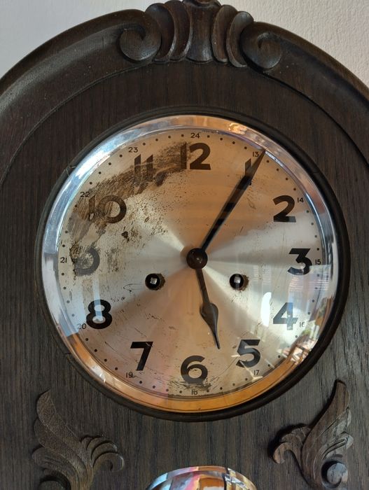 Стари стенни часовници