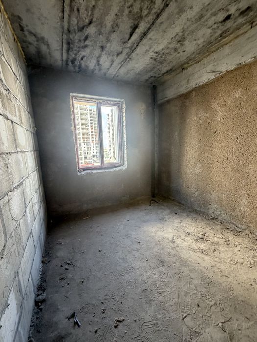 Кора-СУВ,Мотрид,Продаётся 2х комнатная Коробка