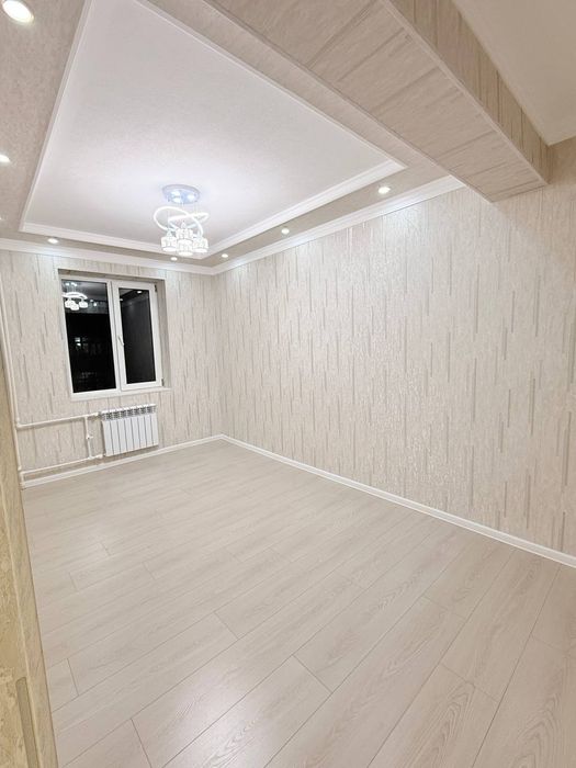 3⁴/3/4, Чиланзар 8,т.ц. Parus улучшенная планировка 75м², балкон 2x6