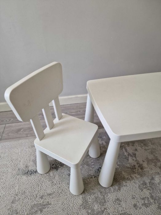 Детский стол и стул Икеа