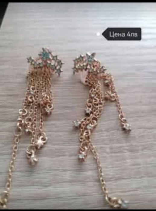 Дамски обеци, допълнение към вашия тоалет