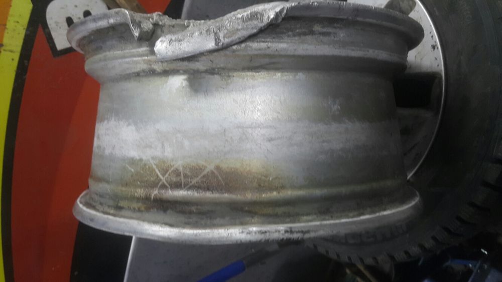 Сварка аргоном правка легкосплавных дисков.