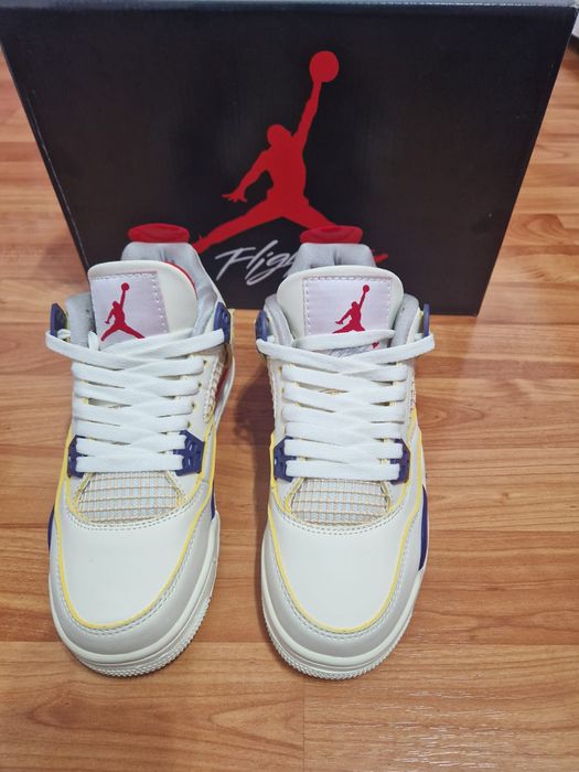 Adidași Jordan patru