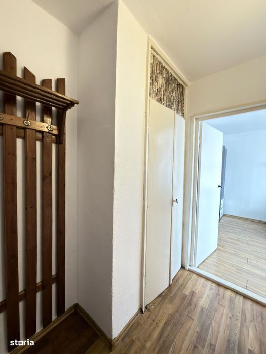 Apartament o camera, 24 mp utili, etaj 3 - Zona Girocului