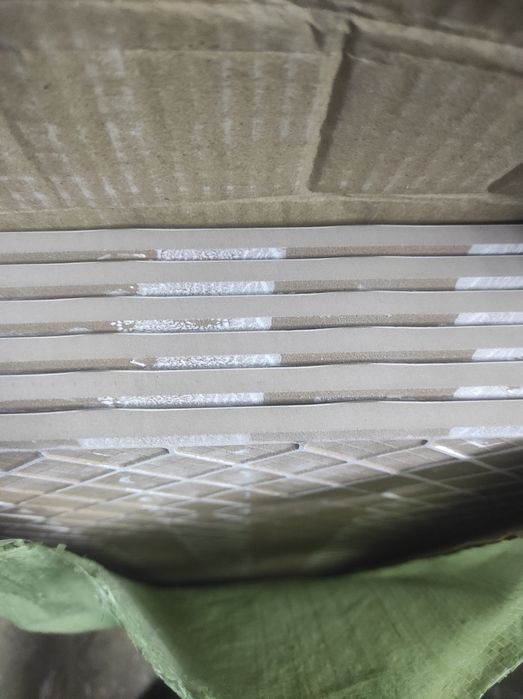 Продаётся кафель размер 30/60 в наличии 6 штук