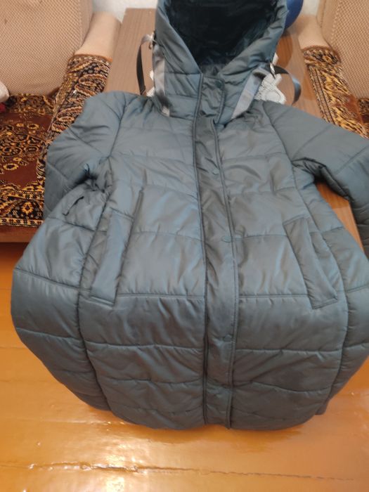 Продам пуховики. В отличном состоянии