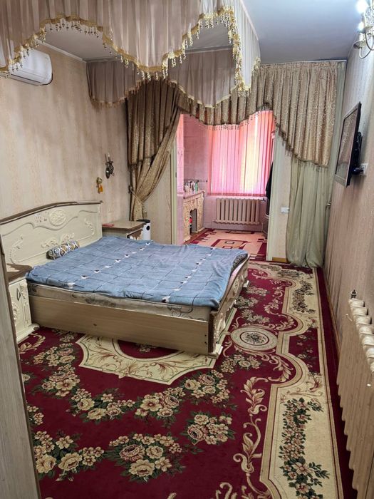 Продаётся Алгоритм Кизил Шарк 1 этаж, 2 ком переделан на 3 ком, 126 кв