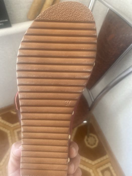 Обувь летное  срочнооооо