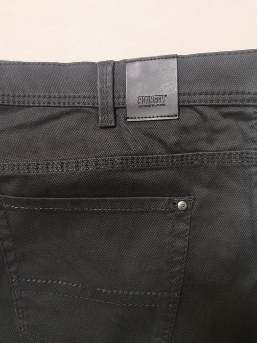 Pantaloni Pioneer marime 68/XXXL