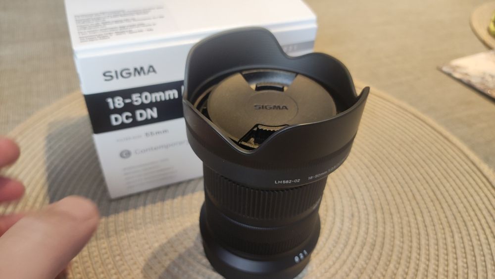 Обектив Sigma 18-50mm f2.8 DC DN Contemporary RF-Mount, нов.