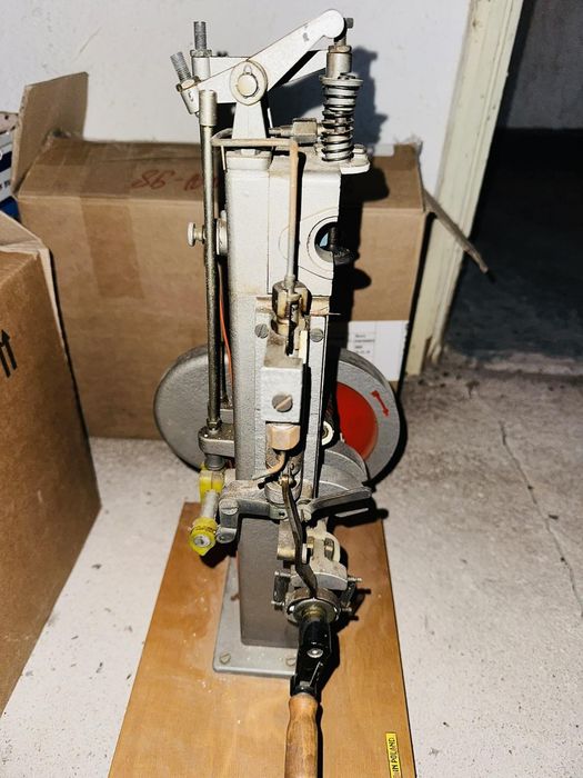 Макет на двигател с вътрешно горене