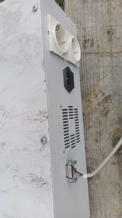 Ups   inform pentru rack