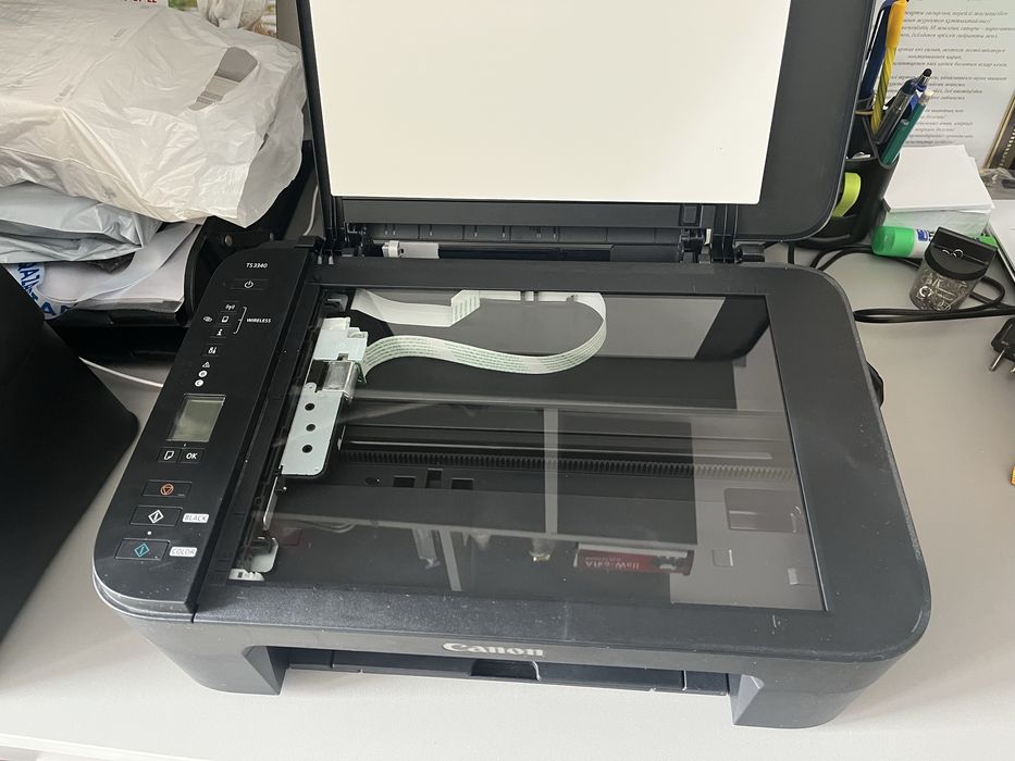 Принтер Canon цветной, черно-белый