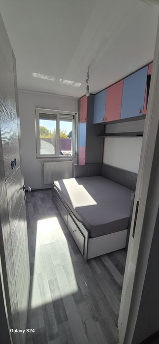 Inchiriez apartament