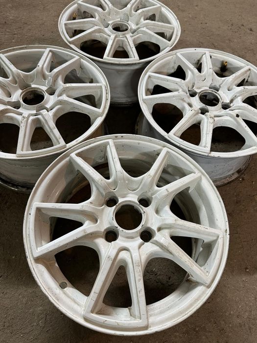 R14 PCD 4*98 Комплект легкосплавных дисков