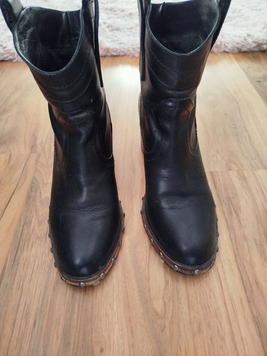 Обувки Danielle Gilardo