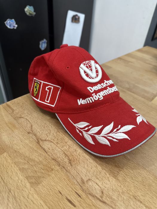 Rara Sapca de colectie F1 michael schumacher wold champion 2000