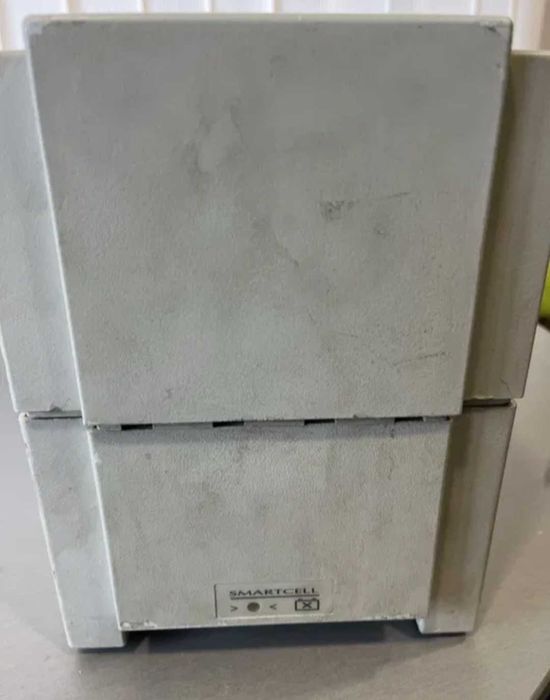 UPS с 5 външни батерийни тела