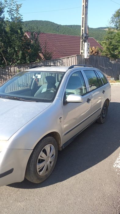 Vând skoda fabia 1.4 motor