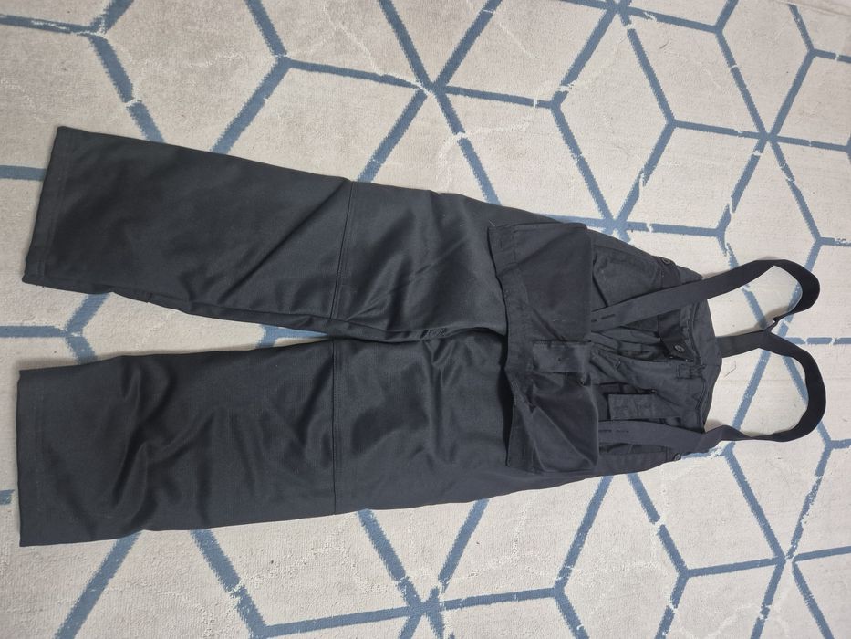 Продам спец одежду