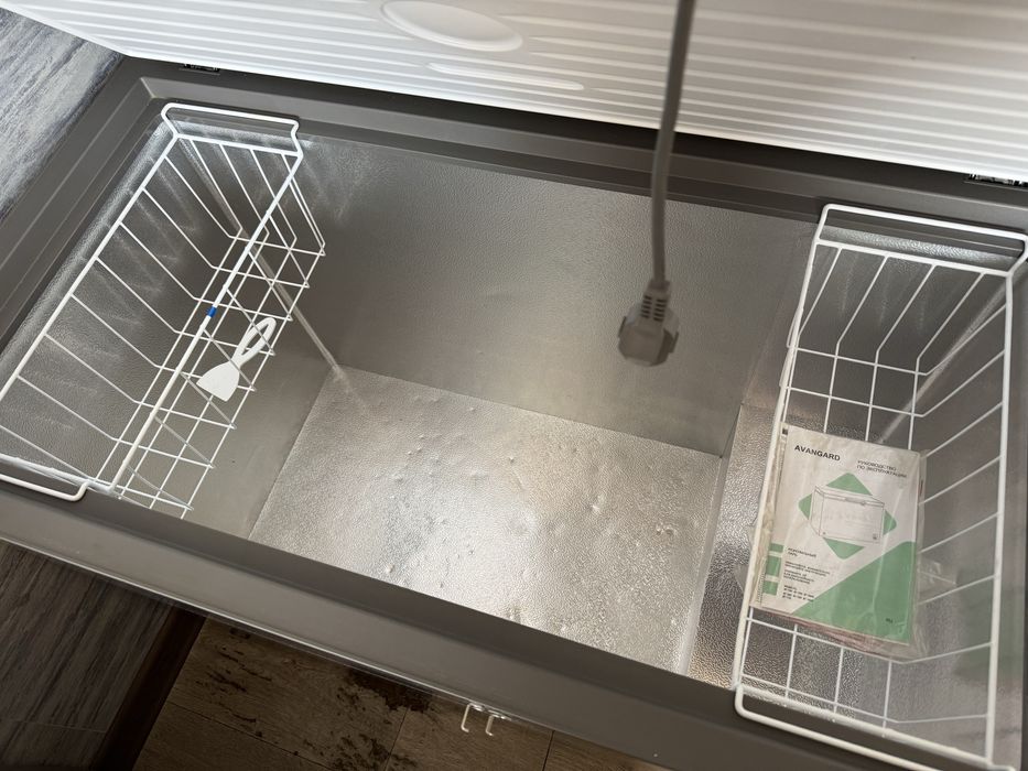 Морозильный ларь (морозильник) 300л