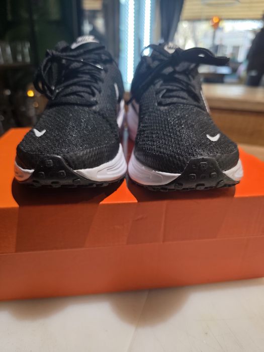 Nike Revolution 8  Номер 36