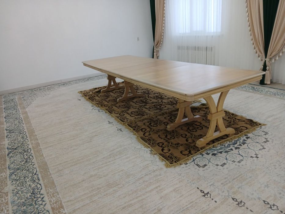 Стол для гостей отл.качества