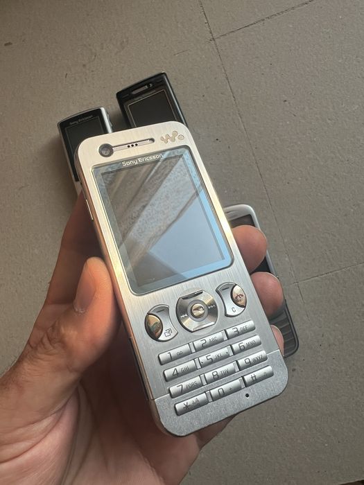 Telefoane Sony Ericsson pentru piese 50 lei bucata