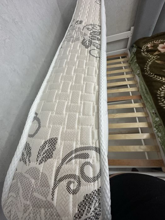 Отдам даром детскую кровать