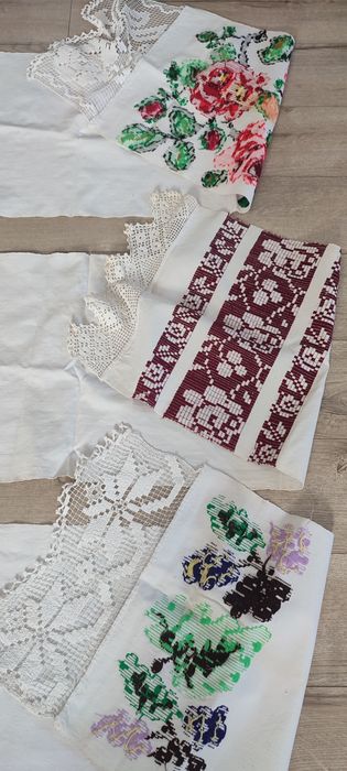 Vând prosoape decorative, tradiționale