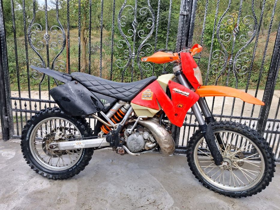 Cross ktm exc 200cc,2t,cititi descrierea