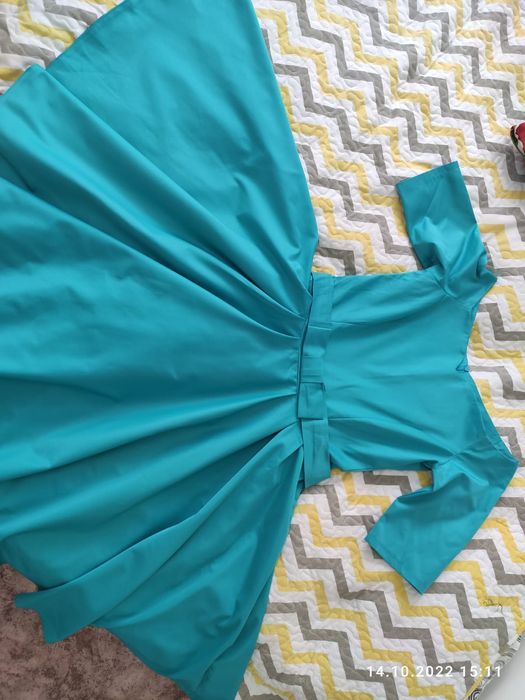 Продам  платье за  5 000