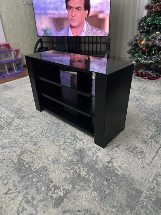 Продается подставка под телевизор