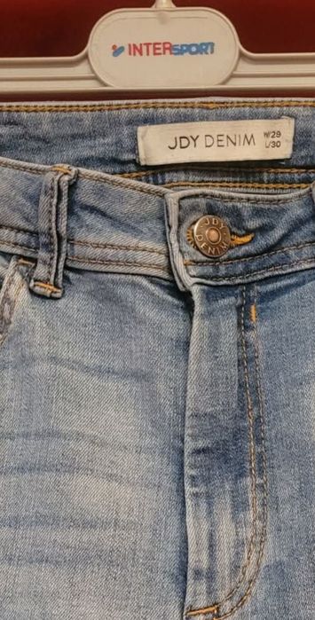 Дънки на  Pull&bear,JDY, Bershka,